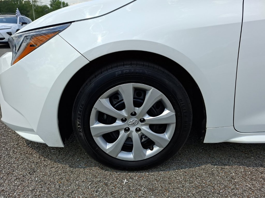 Used 2023 Toyota Corolla LE FWD image 10