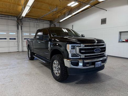 Used 2020 Ford F250 Lariat w/ Lariat Ultimate Package AWD/4WD image 6