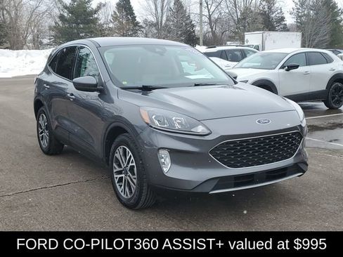 Used 2022 Ford Escape SEL image 2