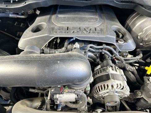 Used 2020 RAM 1500 Laramie image 29