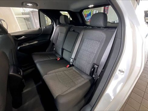 Used 2022 Chevrolet Equinox LT FWD image 14