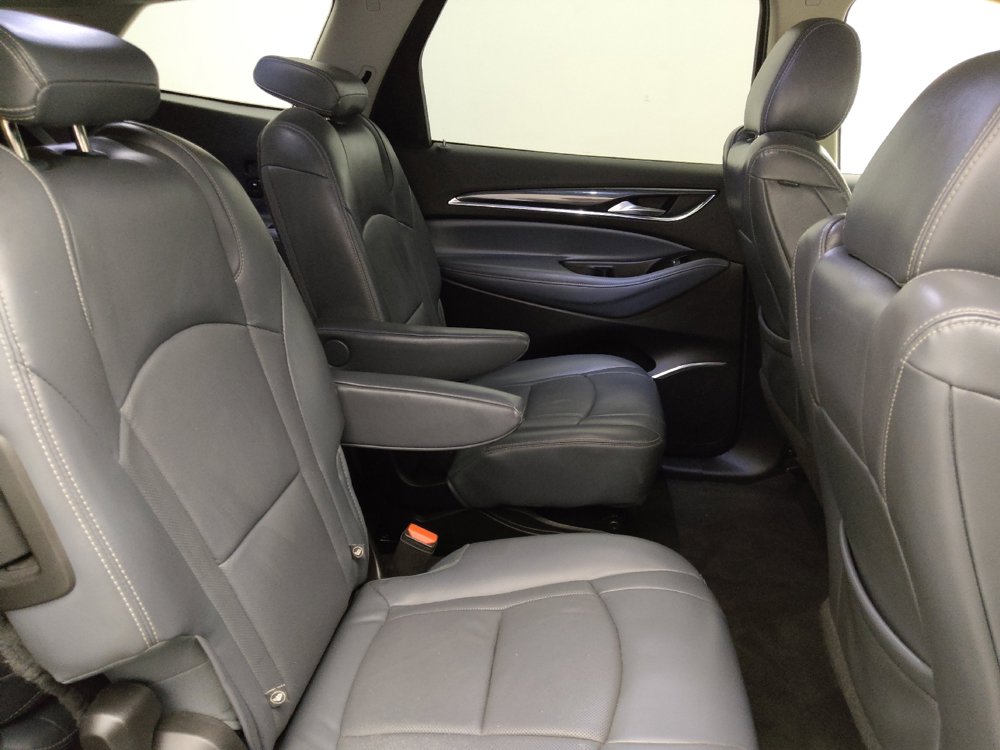 Used 2018 Buick Enclave Essence FWD image 19