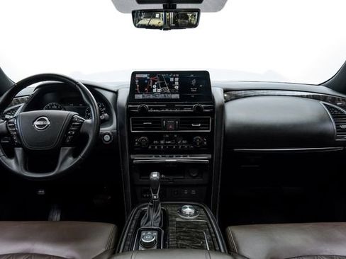Used 2022 Nissan Armada Platinum w/ Captain's Chairs Package image 10