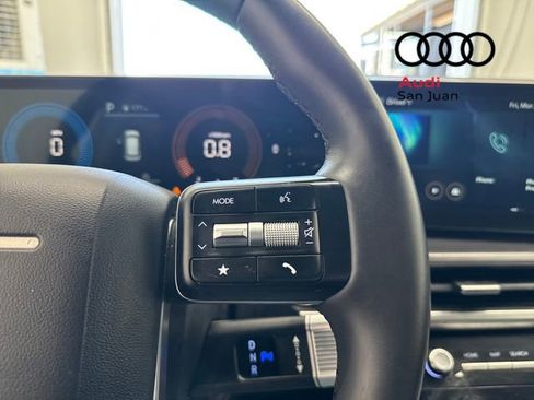 Used 2025 Hyundai Santa Fe SE image 22