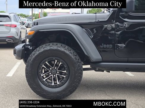 Used 2024 Jeep Wrangler Unlimited Sport AWD/4WD image 5
