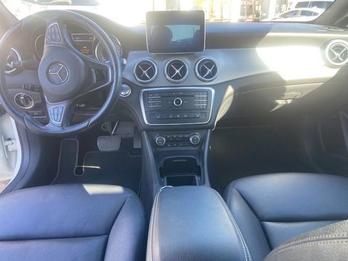 Used 2015 Mercedes-Benz CLA 250 image 12