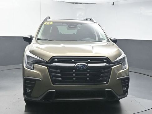 Certified 2025 Subaru Ascent Onyx Edition w/ Popular Package #2 AWD/4WD image 3
