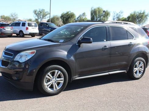 Used 2024 Chevrolet Equinox LT image 1