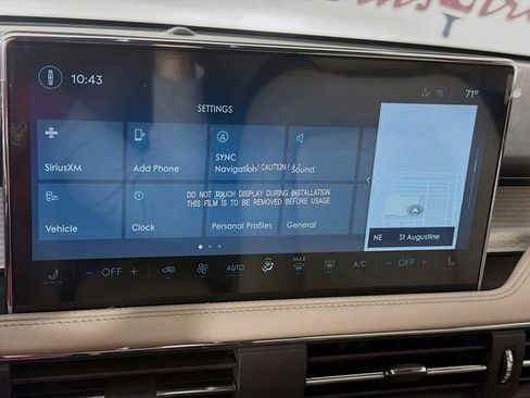 New 2026 Lincoln Corsair Premiere FWD image 16