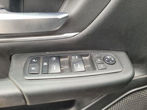 Used 2019 RAM 1500 Big Horn AWD/4WD image 13