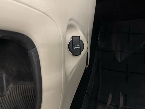 Used 2015 Chrysler 200 C w/ Navigation & Sound Group I image 45