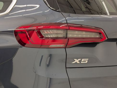 Used 2020 BMW X5 xDrive40i w/ Premium Package image 13