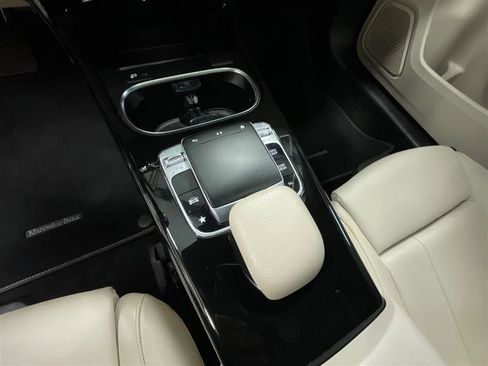 Used 2020 Mercedes-Benz A 220 4MATIC image 16