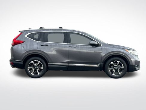 Used 2018 Honda CR-V Touring image 2