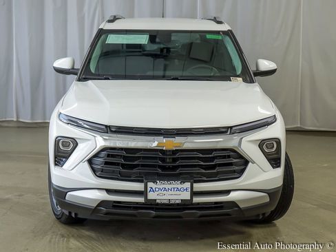 New 2026 Chevrolet TrailBlazer LT w/ Convenience Package AWD/4WD image 5
