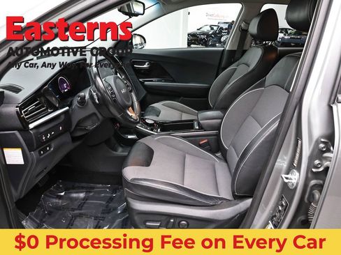 Used 2022 Kia Niro EX FWD image 14