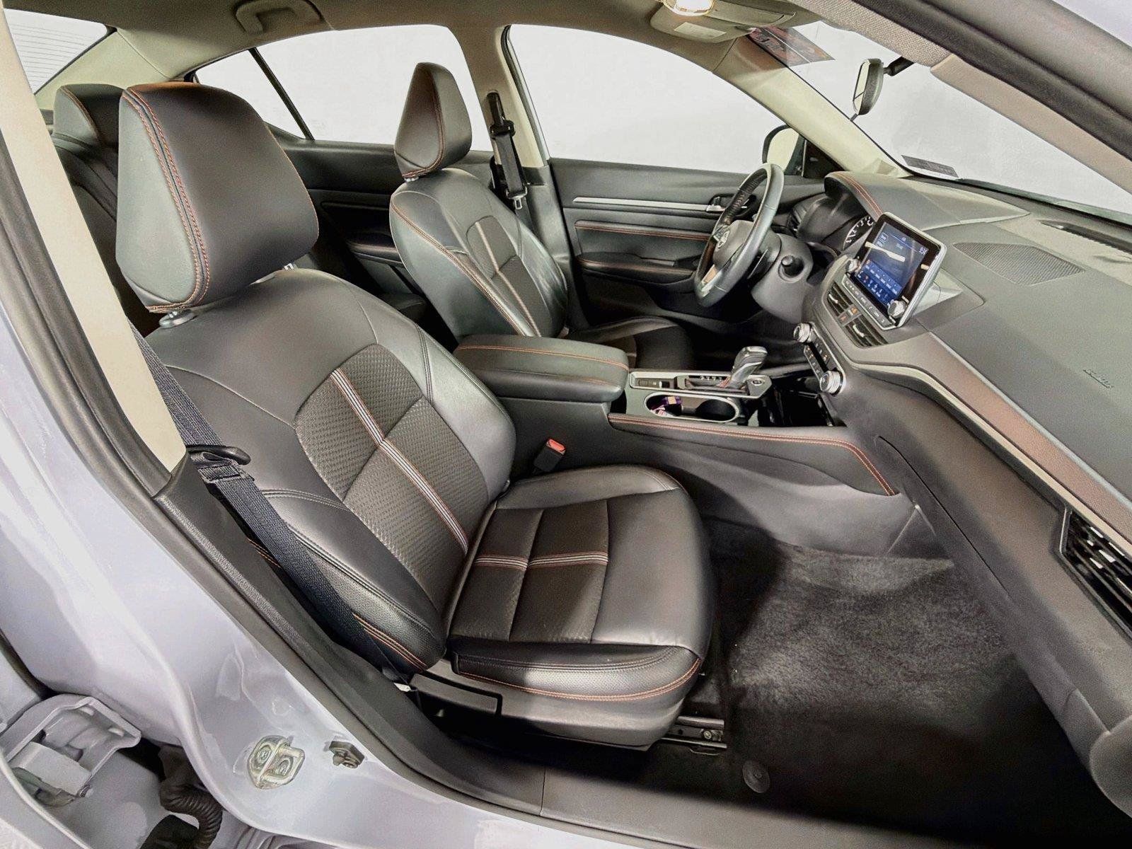 Used 2023 Nissan Altima 2.5 SR AWD/4WD image 29