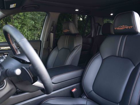 Used 2026 Honda Pilot TrailSport image 17