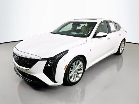 Used 2025 Cadillac CT5 Premium Luxury image 3