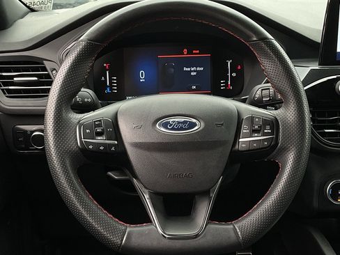 Used 2023 Ford Escape ST-Line image 19
