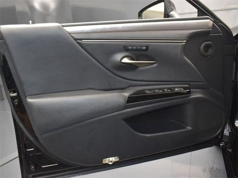 Used 2022 Lexus ES 350 F Sport image 16