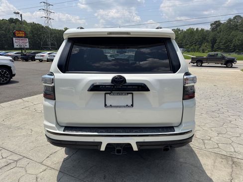 Used 2019 Toyota 4Runner Limited AWD/4WD image 12