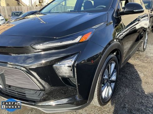 Used 2022 Chevrolet Bolt EUV LT w/ Convenience Package image 83