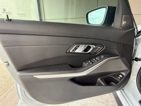 Used 2023 BMW M340i xDrive AWD/4WD image 11