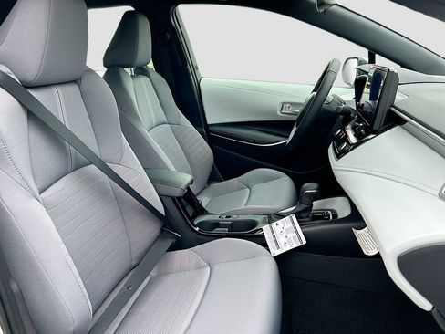 New 2025 Toyota Corolla SE FWD image 25