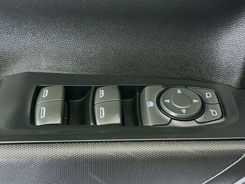 Used 2019 Chevrolet Silverado 1500 Custom Trail Boss w/ Custom Convenience Package image 21