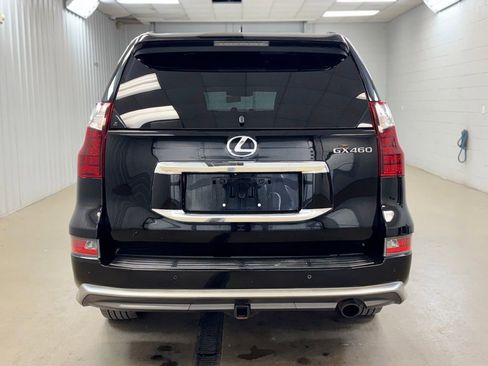 Used 2017 Lexus GX 460 Luxury w/ Sport Design Package image 6