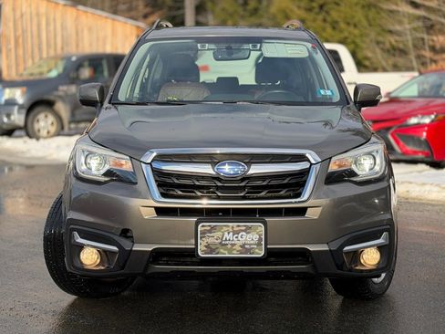 Used 2018 Subaru Forester 2.5i Touring image 2