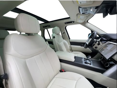 Used 2023 Land Rover Range Rover SE AWD/4WD image 32