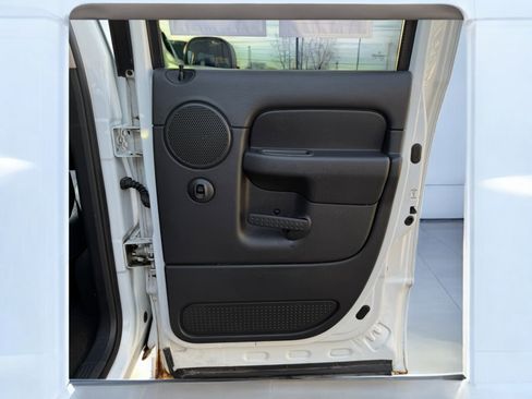 Used 2005 Dodge Ram 1500 Truck SLT image 20