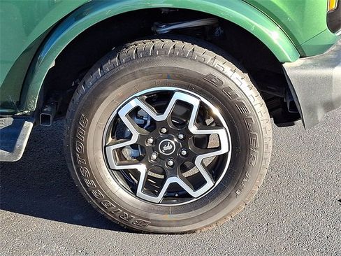Certified 2025 Ford Bronco Outer Banks image 8
