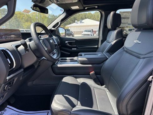 New 2026 Ford Expedition Max Platinum AWD/4WD image 9