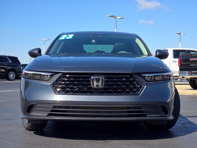 Used 2023 Honda Accord EX image 11
