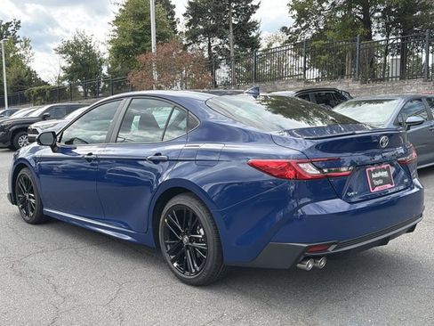 Used 2026 Toyota Camry SE w/ Convenience Package image 7