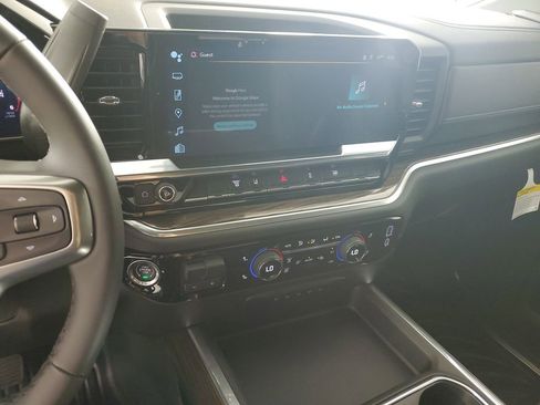 New 2026 Chevrolet Silverado 3500 LT image 18