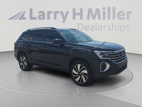 Used 2026 Volkswagen Atlas SE w/ Panoramic Sunroof Package AWD/4WD image 7