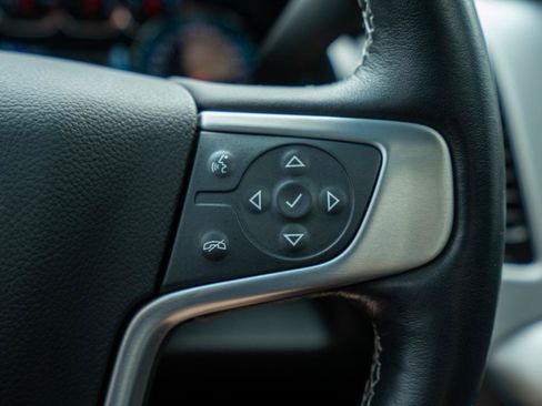 Used 2019 GMC Yukon XL SLT AWD/4WD image 15