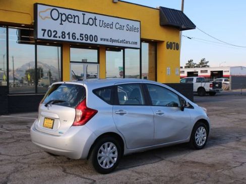 Used 2016 Nissan Versa Note SV image 5