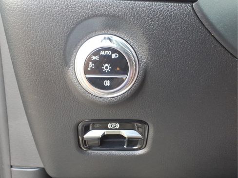 Certified 2022 Mercedes-Benz C 300 4MATIC Sedan image 21