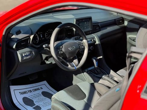 Used 2019 Hyundai Veloster 2.0 image 20