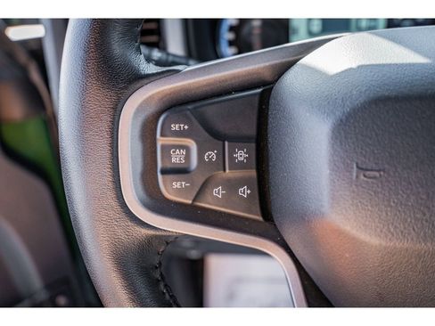 Used 2024 Ford Bronco Everglades image 11