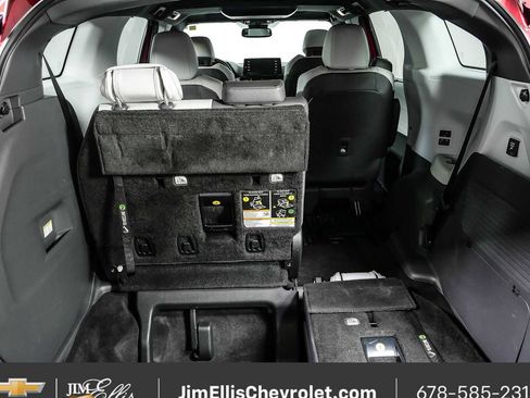 Used 2021 Toyota Sienna XSE w/ XSE Plus Package FWD image 34