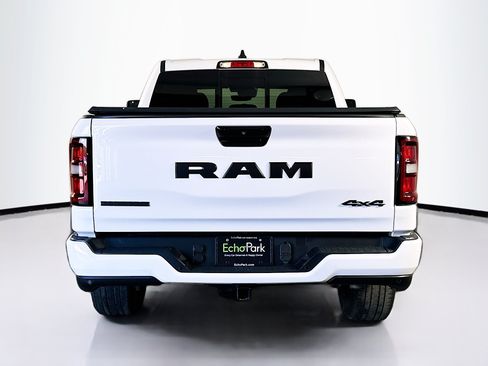 Used 2025 RAM 1500 Big Horn AWD/4WD image 7