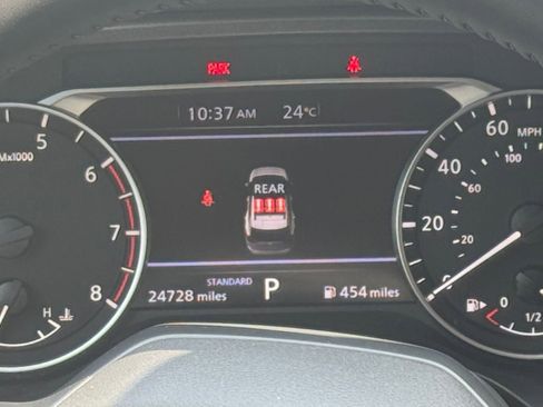 Used 2025 Nissan Rogue SV FWD image 42