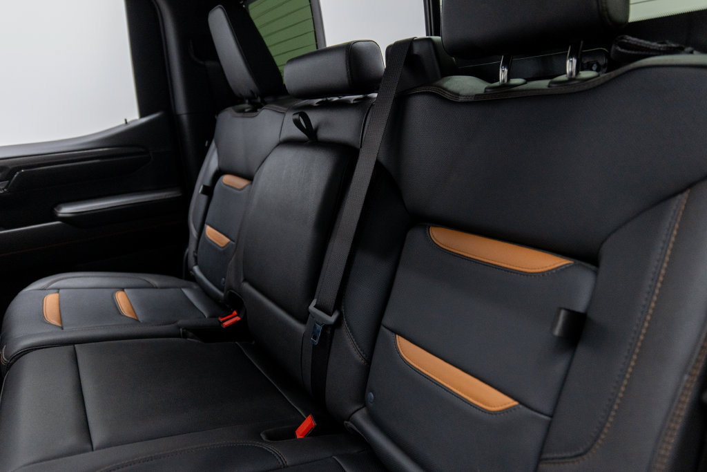 Used 2024 GMC Sierra 1500 AT4 w/ Technology Package AWD/4WD image 54