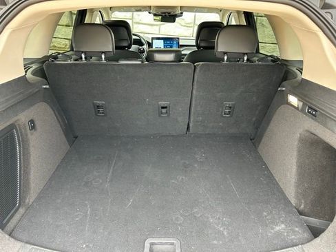 Used 2024 Lincoln Corsair Reserve w/ Equipment Group 202A image 11